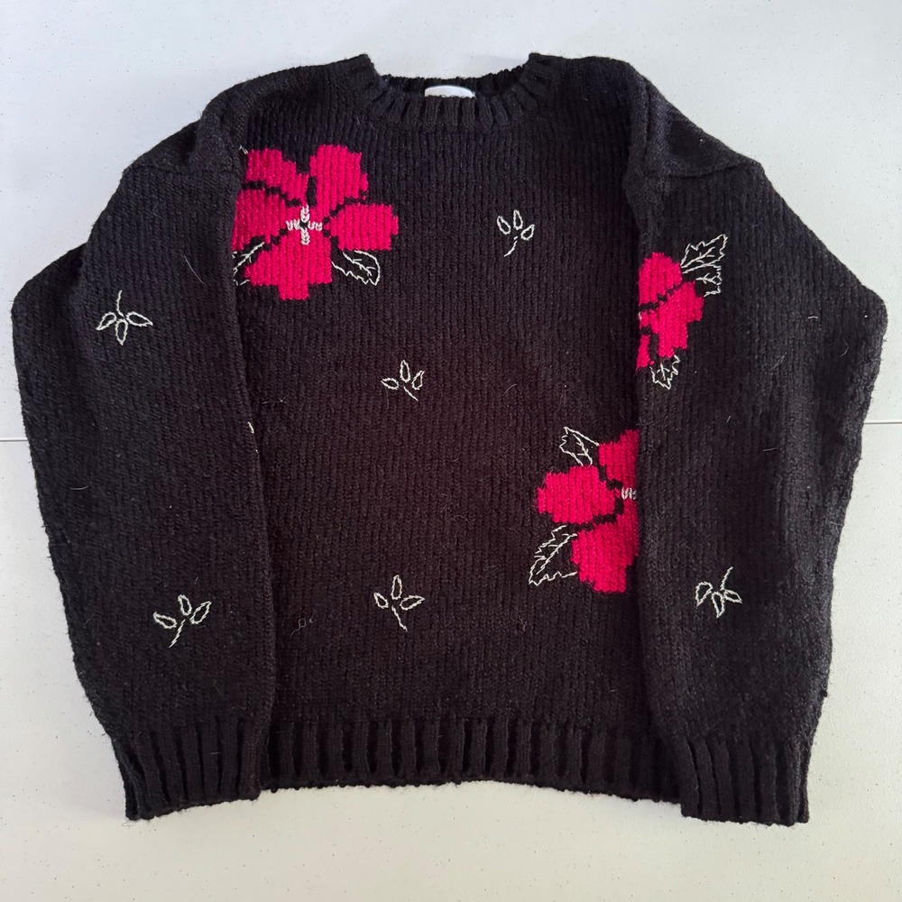 Vintage 90s Y2K Floral Women Small Color Cues Black Red Hibiscus Knit Sweater